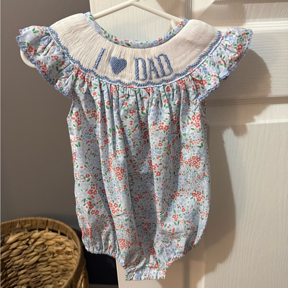 Smocked “I love dad” bubble
